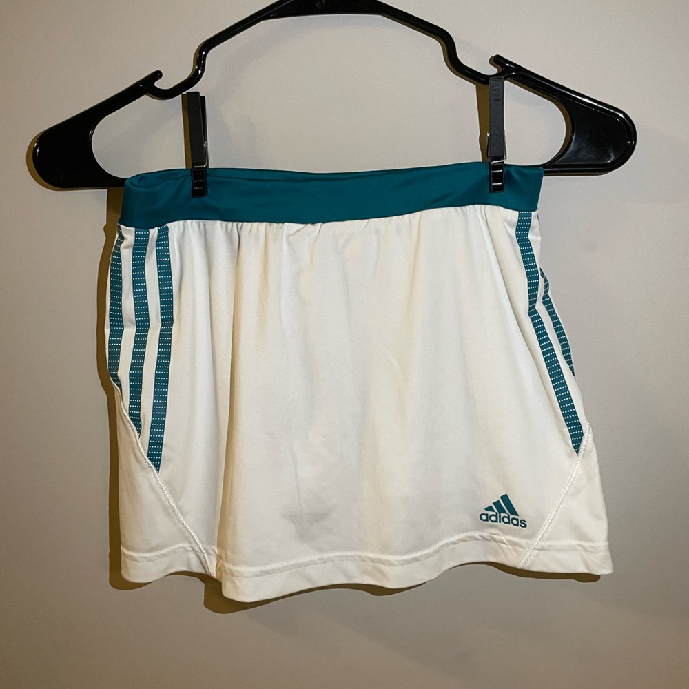 Adidas Climalite children Tennis Skirt Skort Activewear.